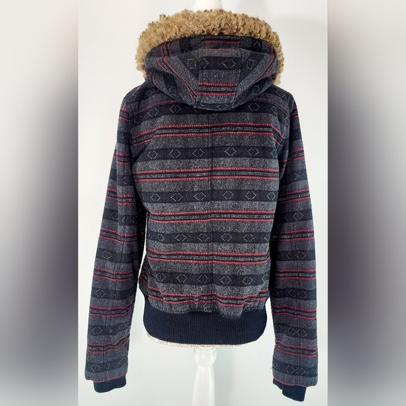 Roxy faux fur sweater style hooded surf duffle jacket/ coat - Picture 4 of 13